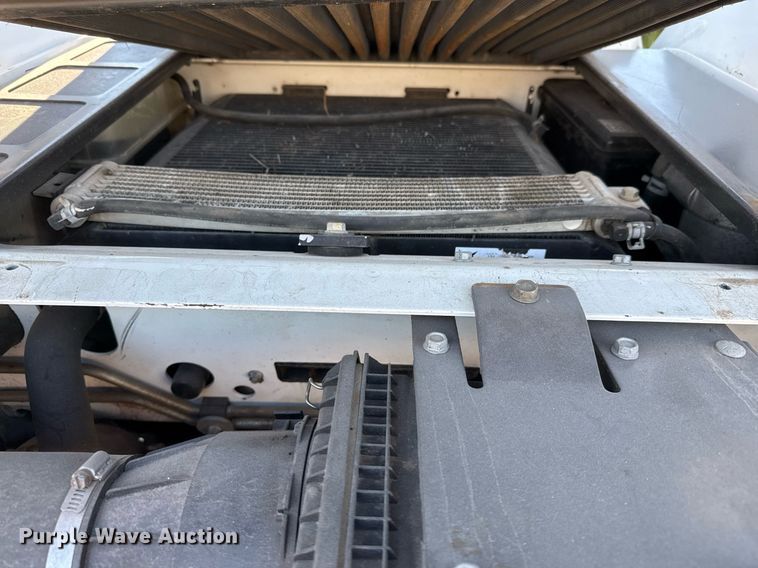 image for item EJ3093 2017 Bobcat T650 tracked skid steer loader