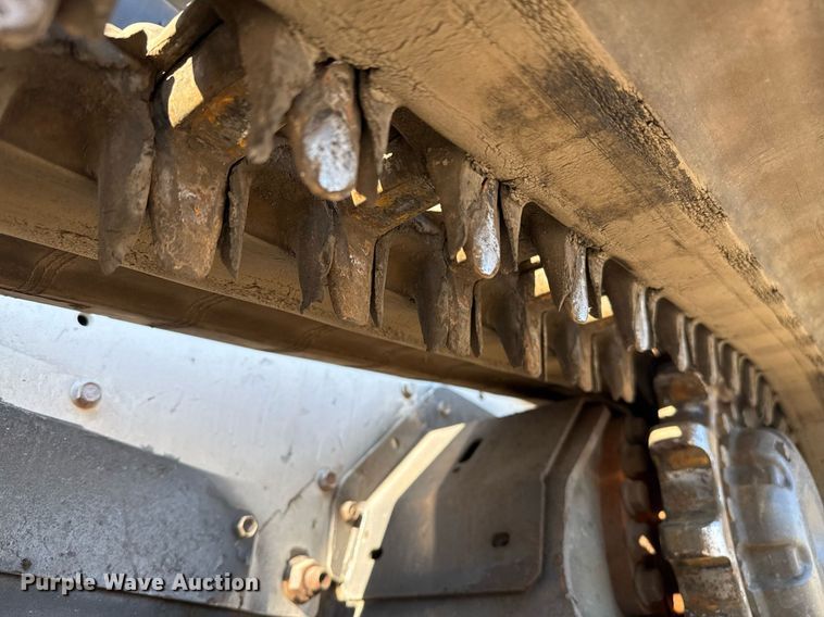 image for item EJ3093 2017 Bobcat T650 tracked skid steer loader