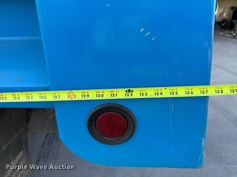 image for item EJ3094 2000 International  4700 dump truck