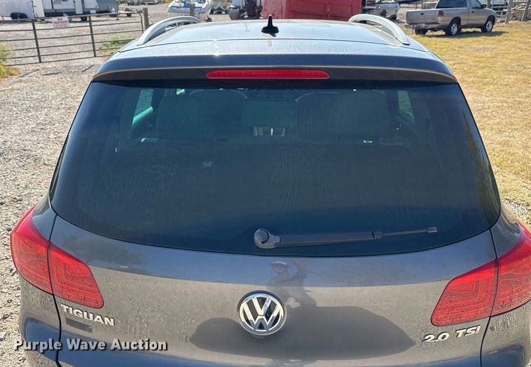 image for item EJ3100 2013 Volkswagen Tiguan SUV