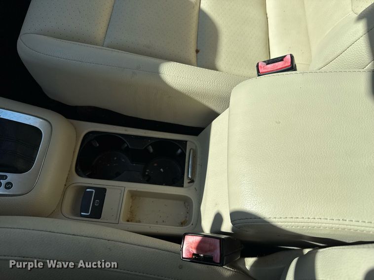 image for item EJ3100 2013 Volkswagen Tiguan SUV