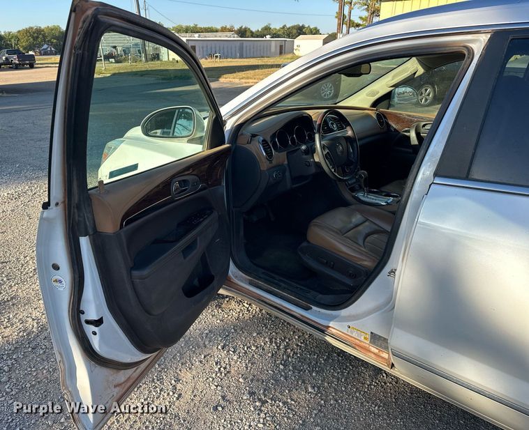 image for item EJ4866 2017 Buick Enclave SUV