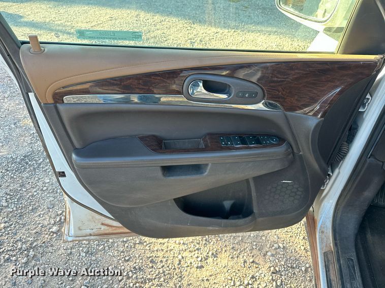 image for item EJ4866 2017 Buick Enclave SUV