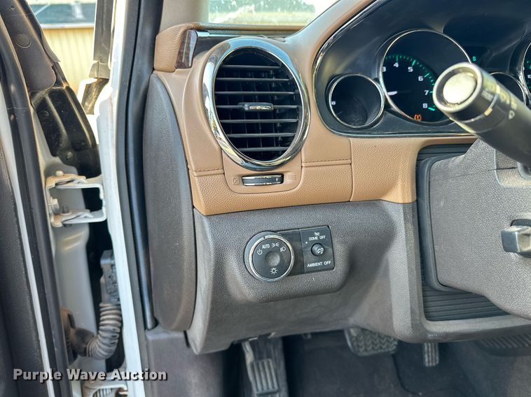 image for item EJ4866 2017 Buick Enclave SUV