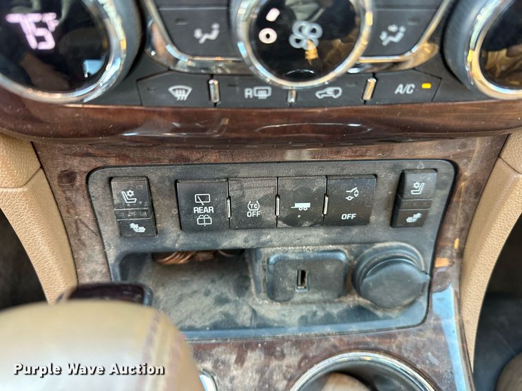 image for item EJ4866 2017 Buick Enclave SUV