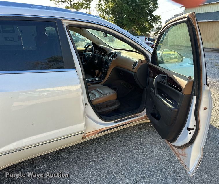 image for item EJ4866 2017 Buick Enclave SUV