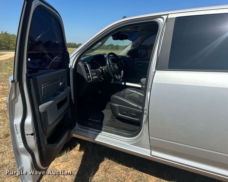 image for item EJ4868 2018 Dodge Ram 1500 Crew Cab pickup truck