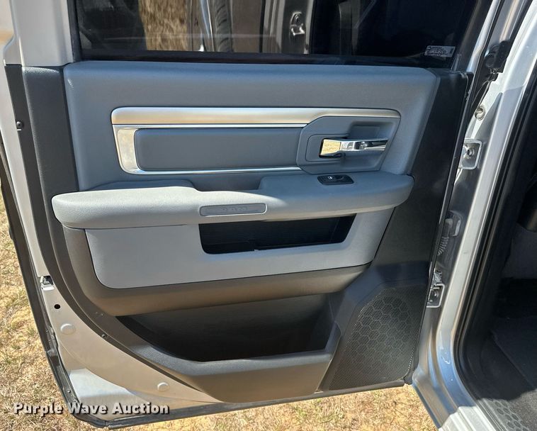 image for item EJ4868 2018 Dodge Ram 1500 Crew Cab pickup truck