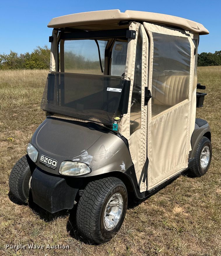 image for item EJ4870 2009 EZ-GO RXV golf cart