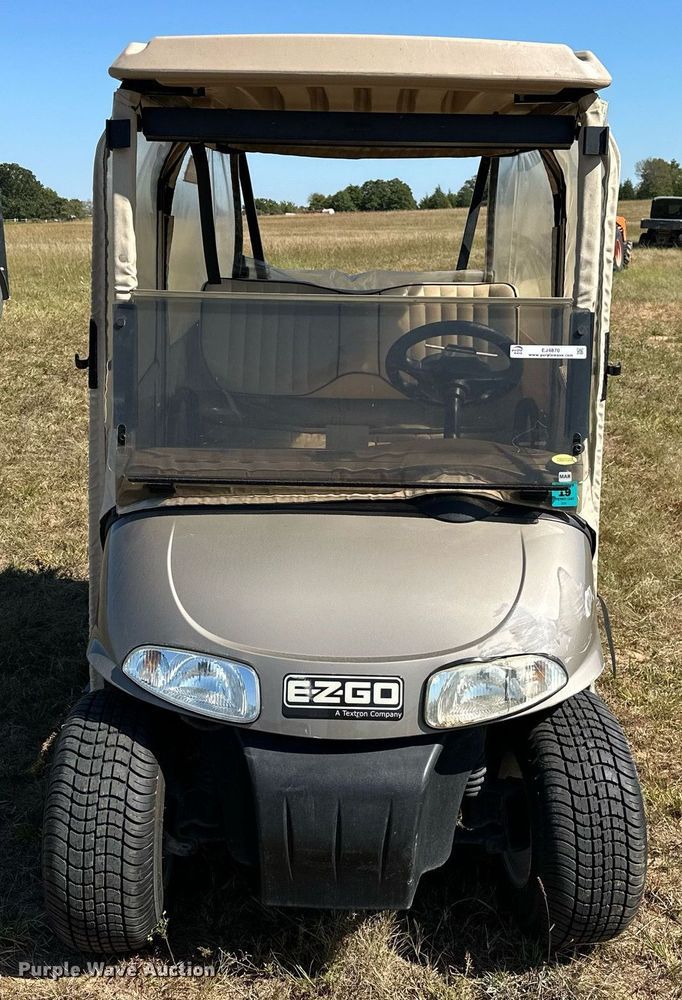 image for item EJ4870 2009 EZ-GO RXV golf cart