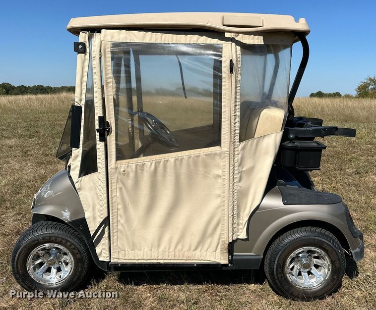 image for item EJ4870 2009 EZ-GO RXV golf cart