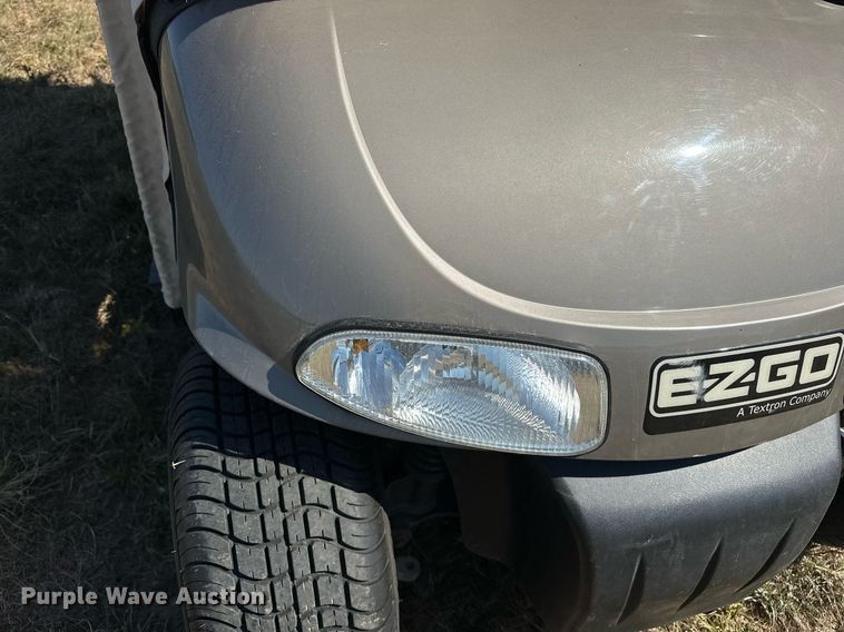 image for item EJ4870 2009 EZ-GO RXV golf cart