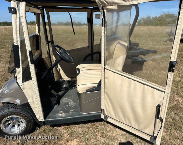 image for item EJ4870 2009 EZ-GO RXV golf cart