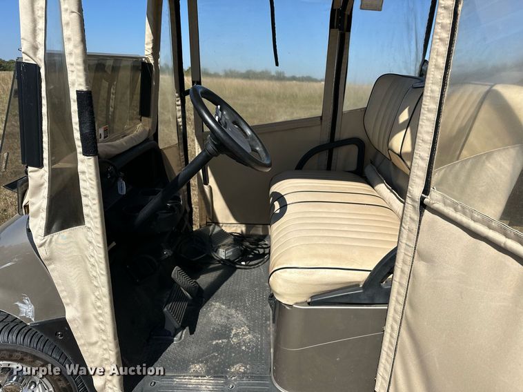image for item EJ4870 2009 EZ-GO RXV golf cart