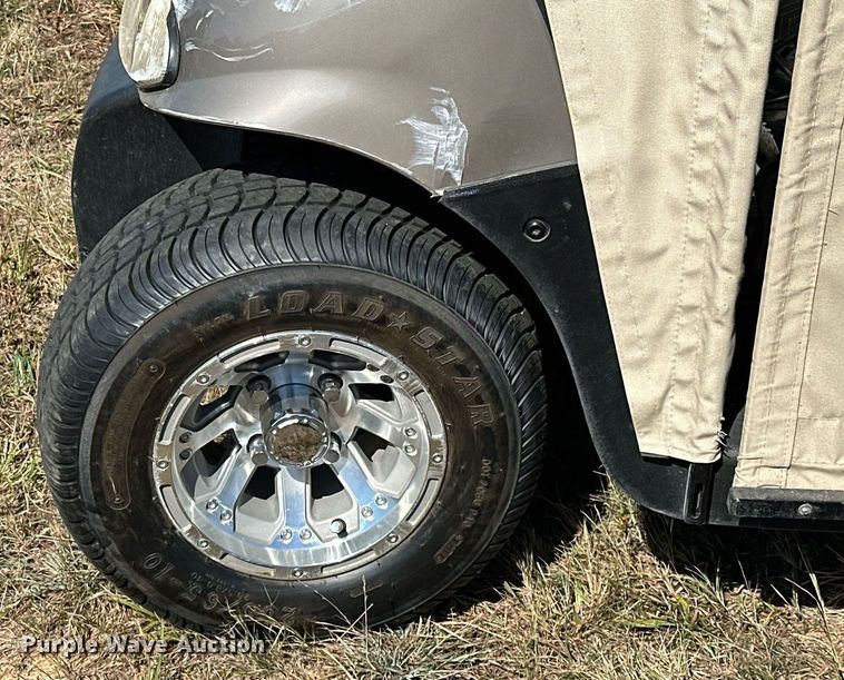 image for item EJ4870 2009 EZ-GO RXV golf cart