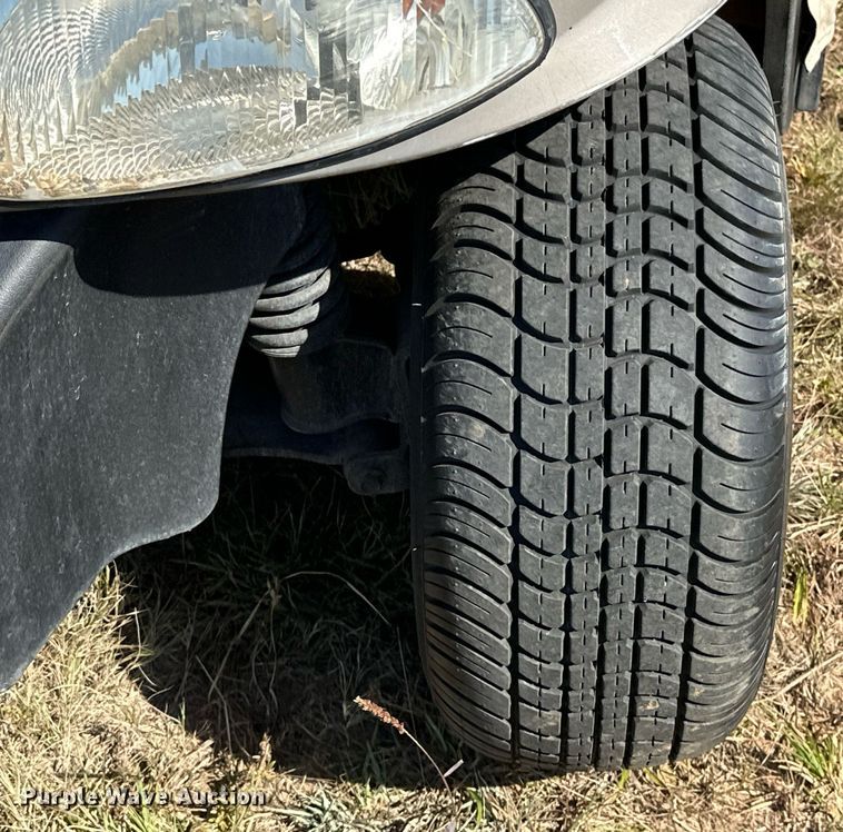 image for item EJ4870 2009 EZ-GO RXV golf cart