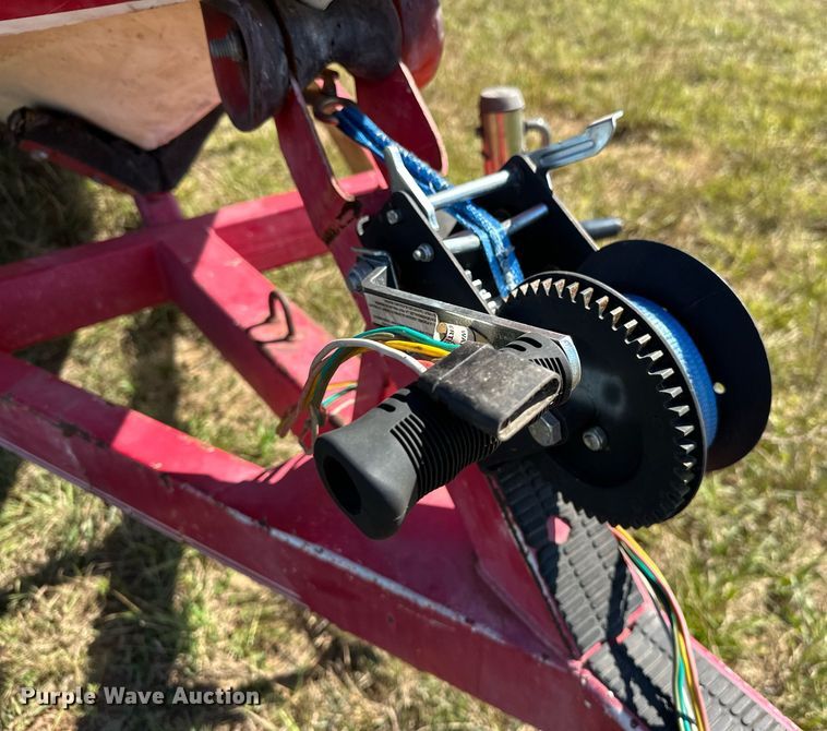 image for item EJ4872 2001 Moomba  Outback  boat