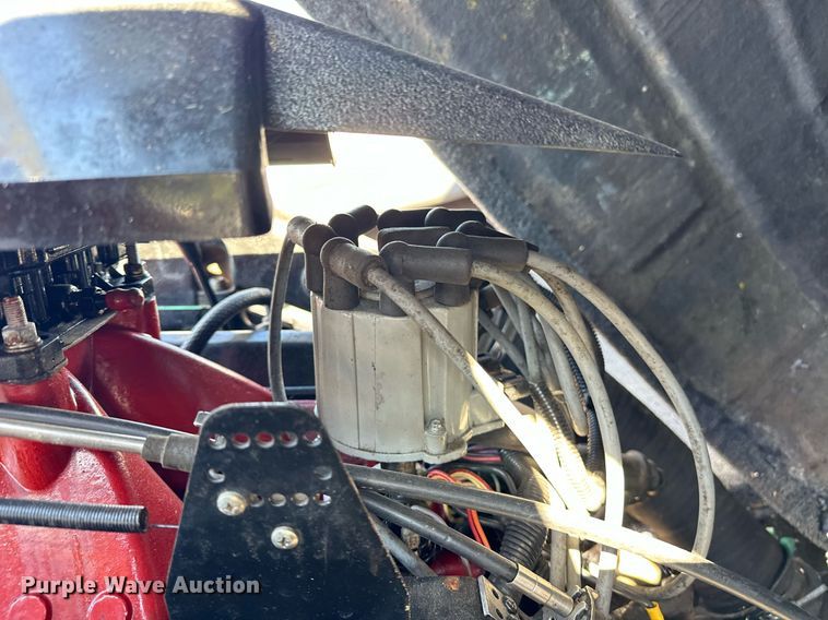 image for item EJ4872 2001 Moomba  Outback  boat