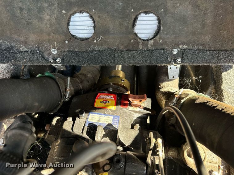 image for item EJ4872 2001 Moomba  Outback  boat