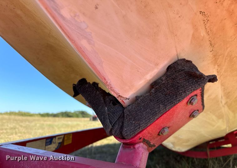 image for item EJ4872 2001 Moomba  Outback  boat