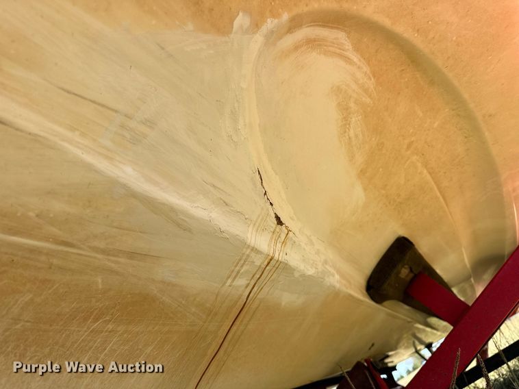 image for item EJ4872 2001 Moomba  Outback  boat