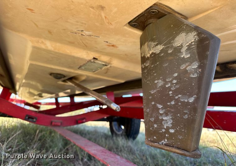 image for item EJ4872 2001 Moomba  Outback  boat