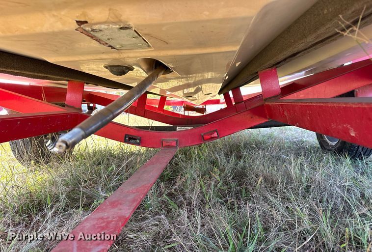 image for item EJ4872 2001 Moomba  Outback  boat