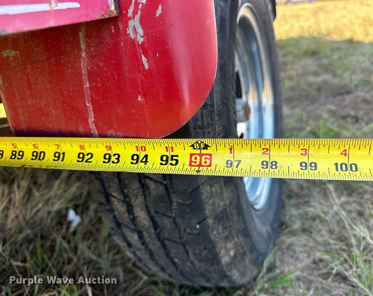 image for item EJ4872 2001 Moomba  Outback  boat