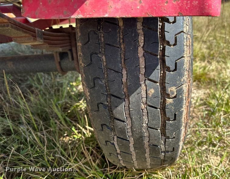 image for item EJ4872 2001 Moomba  Outback  boat