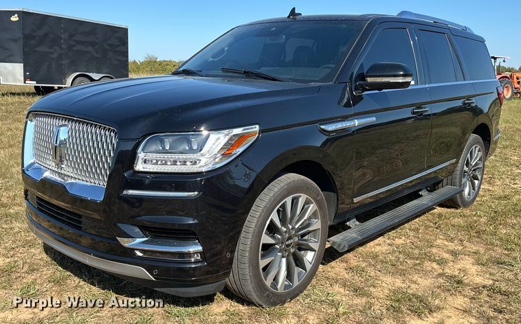 image for item EJ4874 2021 Lincoln  Navigator  SUV