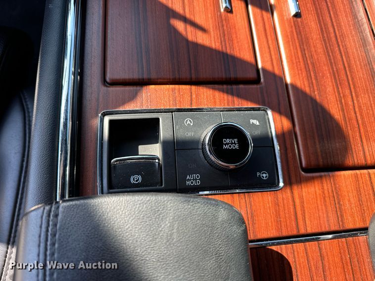 image for item EJ4874 2021 Lincoln  Navigator  SUV