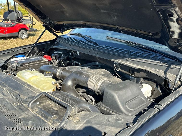 image for item EJ4874 2021 Lincoln  Navigator  SUV