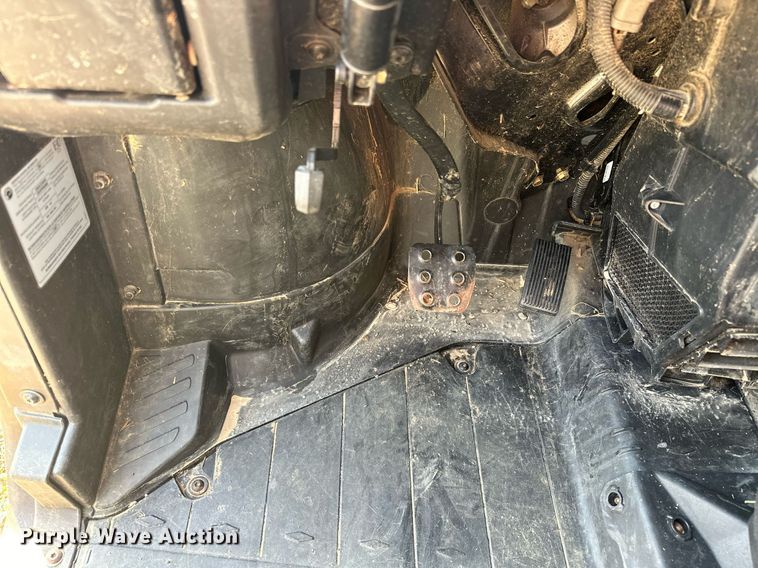 image for item EJ4892 2020 Can-Am Defender Max limited utility vehicle