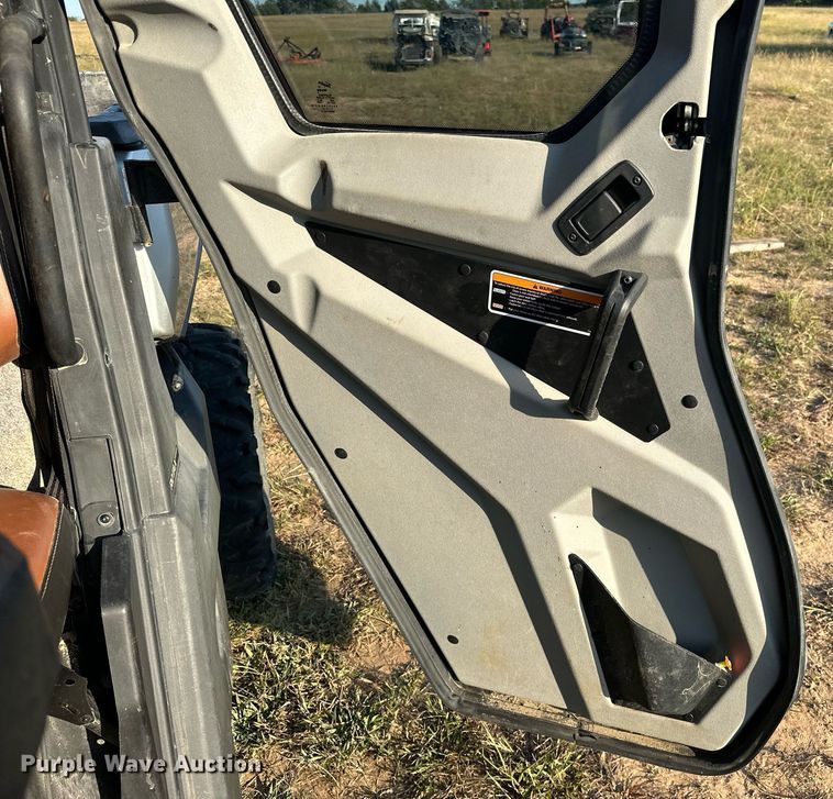 image for item EJ4892 2020 Can-Am Defender Max limited utility vehicle