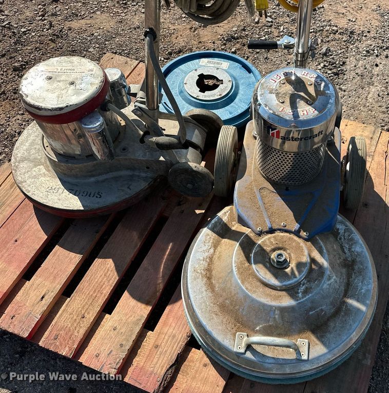 image for item EJ4905 (2) floor cleaners 