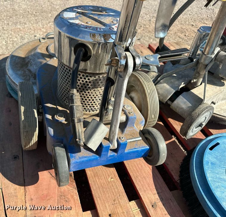 image for item EJ4905 (2) floor cleaners 