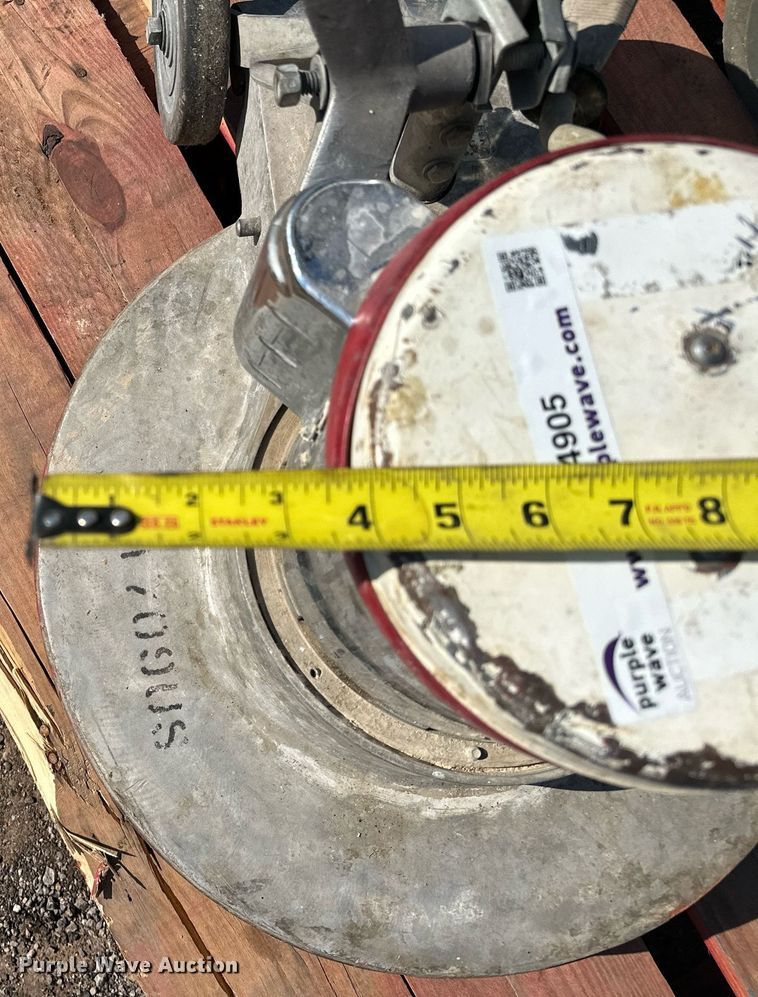 image for item EJ4905 (2) floor cleaners 