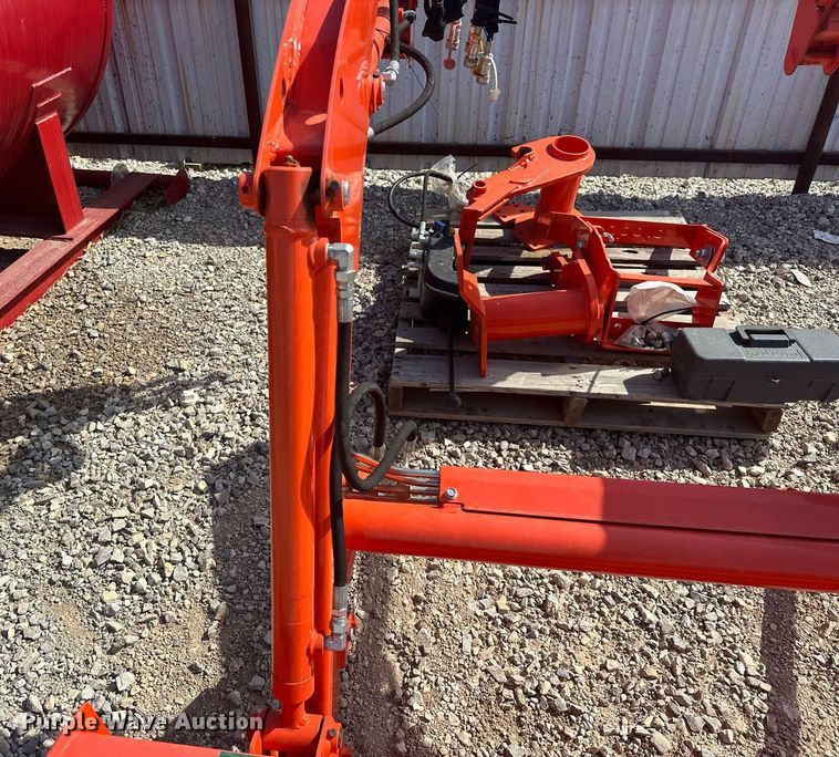 image for item EJ4982 Kubota LA526FL loader