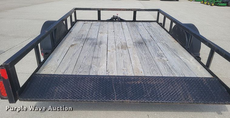 image for item EJ8010 2016 Lamar utility trailer