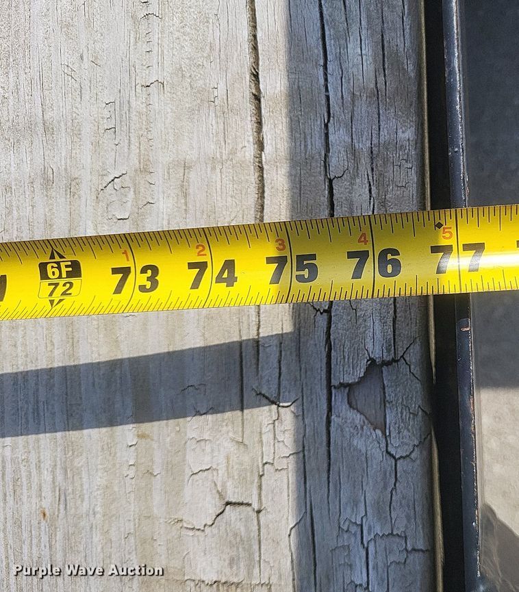 image for item EJ8010 2016 Lamar utility trailer