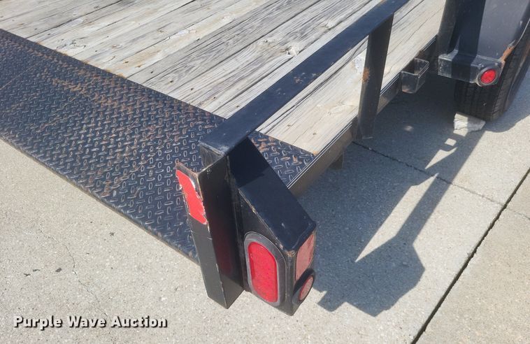 image for item EJ8010 2016 Lamar utility trailer