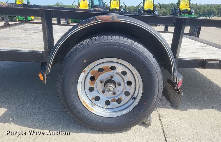 image for item EJ8010 2016 Lamar utility trailer