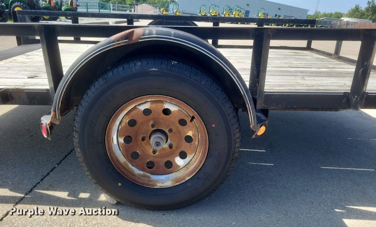 image for item EJ8010 2016 Lamar utility trailer