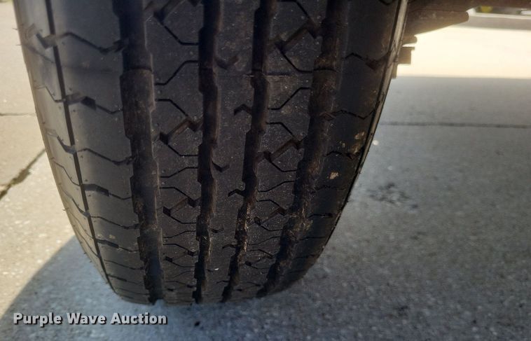 image for item EJ8010 2016 Lamar utility trailer