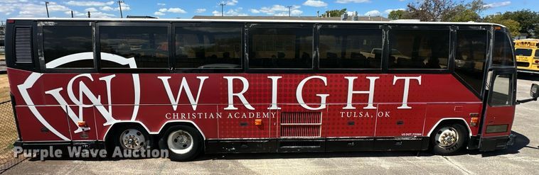 image for item EJ8987 1995 Prevost  H3-41 coach bus