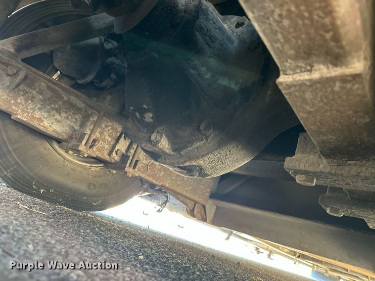 image for item EJ8987 1995 Prevost  H3-41 coach bus