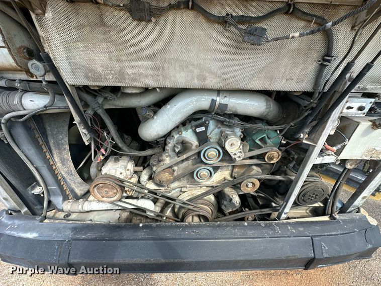 image for item EJ8987 1995 Prevost  H3-41 coach bus