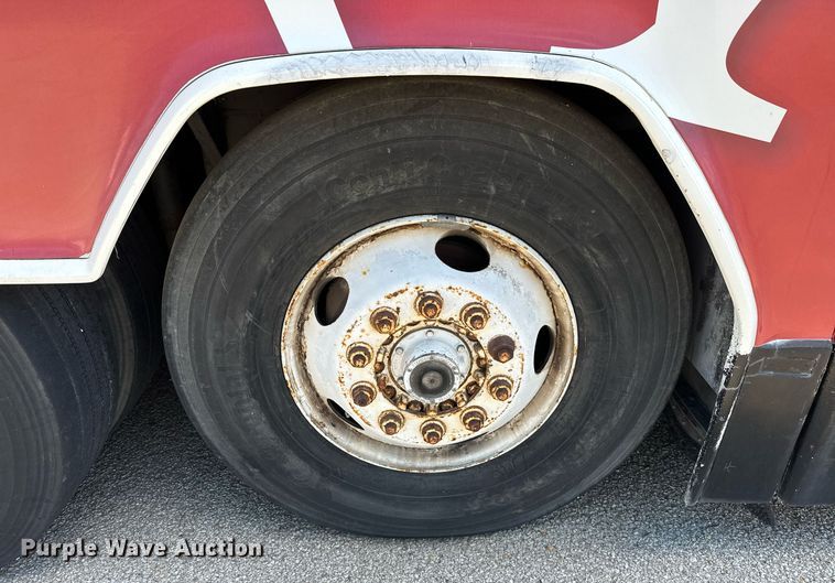 image for item EJ8987 1995 Prevost  H3-41 coach bus