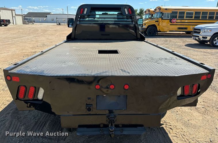 image for item EJ8988 2015 Ford F350 Super Duty  flatbed pickup truck