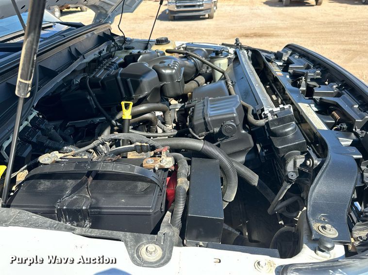 image for item EJ8988 2015 Ford F350 Super Duty  flatbed pickup truck